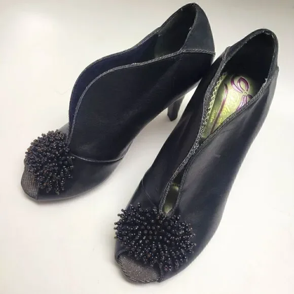 PoeticāLicenseāBeadedĀ SlitāFrontāHeels - Picture 1 of 11